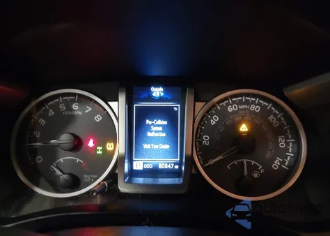 2018 Toyota Tacoma Sr5 V6 из США, поврежденный, VIN 3TMDZ5BN9JM046826